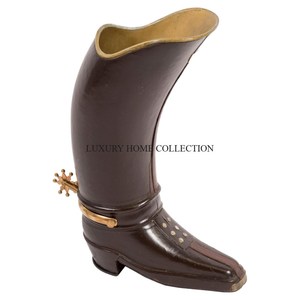 Porte-parapluie en métal antique fabriqué à la main avec une base solide et des détails artistiques adaptés aux couloirs et aux espaces de salon - Product Image 6