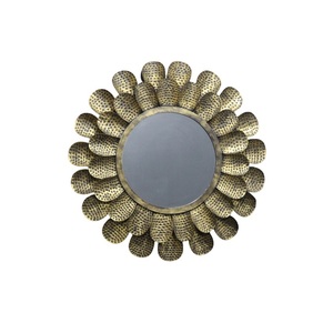 Miroir mural en métal au design de brindille avec couleur or pour la décoration de la maison, miroir mural en métal de meilleure qualité pour les fêtes de mariage - Product Image 3