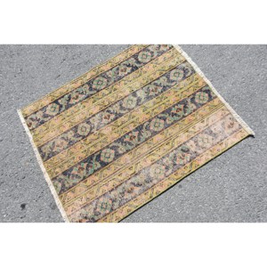 Alfombra Vintage de Lana Amarilla y Verde de 2.7 x 3.1 pies, Alfombra Turca Rectangular Grande para Comedor, Diseño Patchwork, Ecológica, Pelo Mediano, Látex - Product Image 2