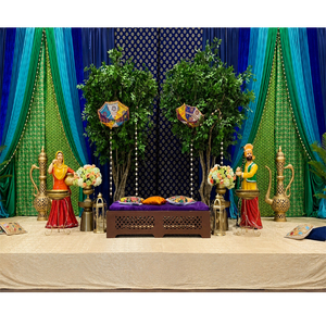 Decoración de escenario Sangeet de estilo tradicional con estatuas estatua Punjabi boda Mehndi escenario Deco diseñador Punjabi tema Mehndi escenario - Product Image 1