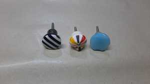 Simple Style Resin Cupboard Door Pull Handles T Bar Design Cabinet and Drawer Hardware for Modern Furniture and Kitchen Units - Product Image 2