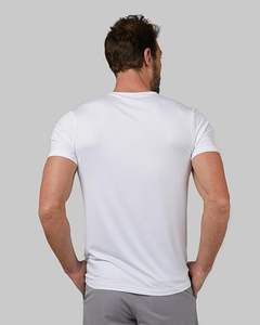 T-shirt blanc élégant qui est prêt pour la personnalisation Un t-shirt blanc de coupe moderne pour un look décontracté élégant personnalisable dans un cadre raisonnable - Product Image 3