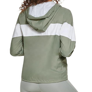 Chaqueta Cortavientos Impermeable de la Mejor Calidad para Mujer, Diseño Moderno y Elegante, Transpirable, Acolchada, Acabado en Nailon para la Lluvia de Invierno - Product Image 4