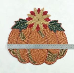 Hecho a mano en India, Mantel Individual adornado con cuentas de semillas de moda, accesorios de bordado de moda, diseño de cuentas - Product Image 5