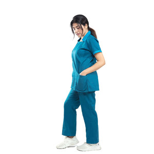 Ensemble de Blouse et Pantalon Médical Femme Haute Qualité, Faible MOQ, Manches Courtes, Fermeture Latérale à Boutons, Respirant, Séchage Rapide, Personnalisable pour Hôpital - Product Image 5