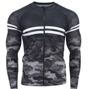 Vente en gros Rash Guard MMA personnalisé pour homme à manches courtes, respirant, en Spandex/Polyester, imprimé sérigraphié, à séchage rapide, style T-shirt de surf - Product Image 5