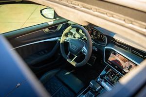 รถ Audi RS6 Avant Performance ปี 2024 สภาพดี ดูแลรักษาอย่างดี - Product Image 5