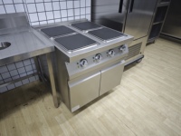 Plaque chauffante électrique à 4 foyers (ronds ou carrés) avec four, équipement de cuisine professionnelle, matériel hôtelier, machine de cuisson