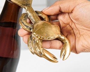 Abridor de latón con forma de cangrejo para botellas de cerveza Abridor de botellas de cerveza y champán hecho a mano de Metal para regalo - Product Image 3