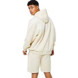 ชุดเซ็ตเสื้อฮู้ดดี้และกางเกงขาสั้นผู้ชาย คุณภาพสูง ทรงเข้ารูป ผ้าฟลีซสำหรับฤดูหนาว รับผลิตตามแบบ ชุดลำลอง ผู้ผลิตเสื้อผ้า - Product Image 6