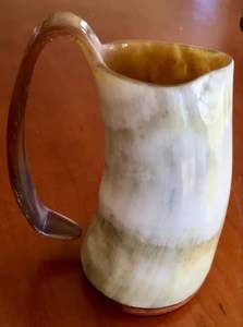 Mug en corne à boire de style animal viking, fait à la main, durable, pour une expérience de festival authentique - Product Image 5