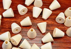 Perles en forme de vase en bois naturel Forme personnalisée et perles en bois colorées Produit indien fabriqué à la main - Product Image 6