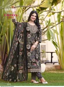 Premium Modal Seda Descarga Impreso Bordado Trabajo Estilo tradicional Indio Paquistaní Top Pant Dupatta Set ¡Lanzamiento en línea! - Product Image 2