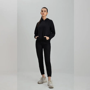 Logo personnalisé de haute qualité au-dessus du genou survêtement 2 pièces pour femmes survêtement respirant grande taille - Product Image 6