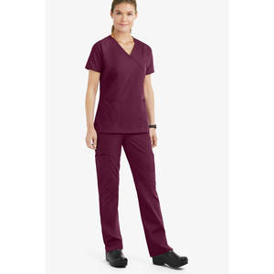 Uniformes médicos para mujer Venta superior Ropa de trabajo de enfermería atlética Venta al por mayor Uniformes de hospital para mujeres - Product Image 1