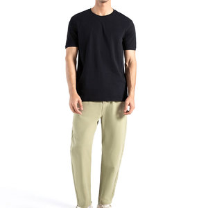 เสื้อยืดคอกลมลำลองสำหรับผู้ชายผ้าคอตตอน100% ดำแขนสั้น - Product Image 1