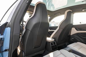 SUPER CLEAN 2020 PO-RS-CHE TA-YC-AN 4S  MOTEUR AWD TRANSMISSION AUTOMATIQUE SIÈGES EN CUIR - Product Image 5