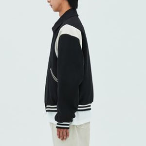 Nuevo 2025 parches bordados a rayas de otoño personalizados mangas de cuero lana Vintage béisbol Letterman lana Varsity chaquetas para hombres - Product Image 3