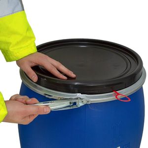 Compre Tanques de Almacenamiento Azules de 220L con Tapas Seguras para Almacenamiento de Agua y Líquidos, Recipiente a Presión de Acero con 5 Años de Garantía - Product Image 3