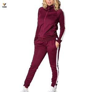Chándal unisex de algodón 100% con estampado personalizado del fabricante, conjunto de sudadera con capucha y pantalones de chándal de lana, uso de gimnasio de maternidad ecológico - Product Image 1