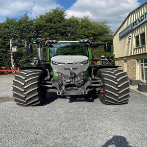 Entrega rápida Tractores agrícolas Fendt 900 Vario 4x4 Compre un tractor de calidad premium diseñado para trabajos agrícolas pesados - Product Image 3