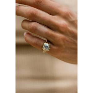 แหวนเพชรทรง Asscher ผลิตในห้องปฏิบัติการ รับรองโดย IGI เพื่อลุคหรูหรา - Product Image 1
