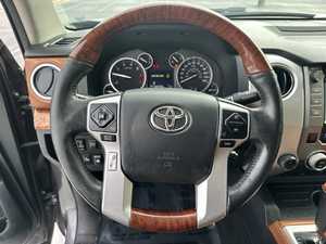 Toyota Tundra 2017 d'occasion en excellent état, sans accident, conduite à gauche/droite - Product Image 6