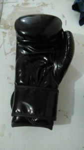 Gants d'entraînement de boxe professionnelle au design personnalisé Gants de combat en cuir véritable à un prix pour les arts martiaux - Product Image 5