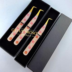 Las mejores pinzas para pestañas GETUP BROSONS IMPEX de 90 grados, diseño de muñecas Brat, de acero inoxidable recubierto de papel, con ángulo de 45 grados - Product Image 4