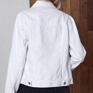 เสื้อแจ็คเก็ตยีนส์ผู้หญิง ผ้าควิลท์ระบายอากาศ เป็นมิตรกับสิ่งแวดล้อม ปิดกระดุมเขาสัตว์ สีขาวล้วน แขนยาว ปักลายด้วยผ้าฝ้าย - Product Image 6