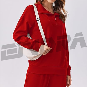 Chándal Rojo para Mujer, Estilo Moderno y Ajustado, Perfecto para el Gimnasio, Viajes, Ropa de Calle, Comodidad, Estilo de Moda para Toda la Temporada, Look Diario - Product Image 3