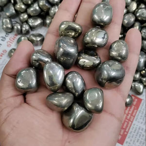 Vente en gros de pyrite naturelle sculptée pierres dégringolées polies cristaux d'amour de guérison pour la décoration Feng Shui Reiki et la méditation - Product Image 6