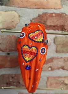 Bandeau en tissu perlé tendance et unique en gros, fabriqué à la main, nouveau bandeau pour les jours de match, accessoires pour une expérience de fan ultime - Product Image 6