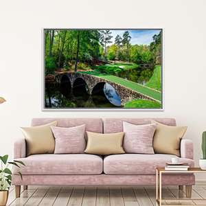 Toile imprimée : Paysage de pont en pierre, œuvre d'art sur le thème du parcours de golf, toile encadrée blanche - Product Image 1