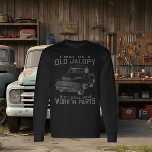 Camiseta Premium de Manga Larga para Cumpleaños con Diseño de Camión Clásico con Piezas Funcionales para Eventos Promocionales - Product Image 3
