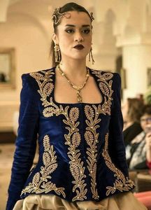 NEW--BEAUTIFUL GOLDEN-BRODERIE sur VESTE BLEU MARINE AVEC PERLES DE CRISTAL, PERLES, PIERRE DE VERRE TRAVAIL pour FÊTE @ 2023 - Product Image 2