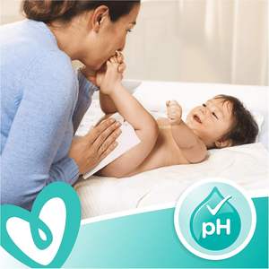 Huggies Pure Baby Wipes Lot de 18 1008 lingettes Total 99% Pure pour l'eau pour un nettoyage et une protection en douceur - Product Image 5