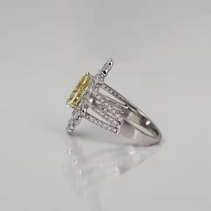 แหวนหมั้นเพชรแบบสองชั้นที่ได้รับการรับรองจาก IGI แหวนหมั้นสุดพิเศษแหวนลูกแพร์สีเหลืองล้วนสำหรับปลูกในห้องปฏิบัติการ - Product Image 4