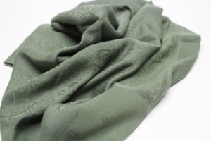 Pañuelo Cuadrado Jacquard Liso Informal Wafa 110x110 cm con Diseño Enmarcado, Tacto Suave Tipo Algodón, Ligero y Transpirable - Product Image 5