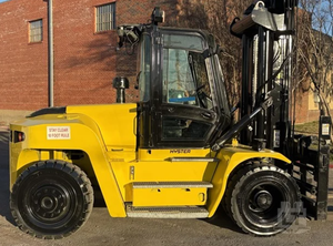 Offre exclusive aux enchères pour chariots élévateurs pneumatiques H330HD 2017, capacité de maintien de 33 000 LBS - Product Image 4