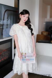 V1138 Vestido de maternidad de verano Gasa de seda bordada cómoda y sin decoloración con diseño recto para niñas - Product Image 4