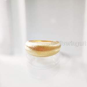 Bague pour homme en or uni finition mate, bague de méditation anti-stress, bague en argent massif 925 faite à la main, bijoux personnalisés - Product Image 2