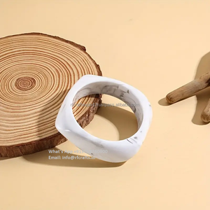 Al por mayor diseño personalizado redondo resina transparente mujeres brazaletes moissanita piedra para regalo y fiesta símbolo religioso cristiano - Product Image 6