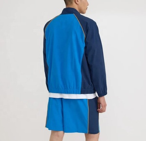 Chaqueta cortavientos de nailon personalizada, venta al por mayor de ropa deportiva de tela de poliéster para exteriores, diseño personal, ropa informal, chaqueta de lluvia - Product Image 2