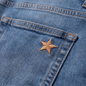 Vaqueros Bootcut Personalizados de Corte Relajado, Denim de 12 oz con Lavado a la Piedra, Bolsillo con Estrella Bordada Estilo Western, Venta al por Mayor OEM - Product Image 4