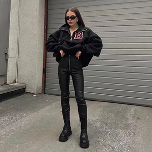 Logo personnalisé polaire femmes pull décontracté épais coton biologique noir demi-fermeture éclair à capuche brodé mode à capuche pour les femmes - Product Image 4