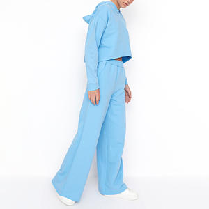 Nueva llegada Ropa deportiva Ropa de invierno Diferentes estilos Flared Sweat Pant Chándales/Ropa deportiva Dos piezas Chándales de mujer - Product Image 2