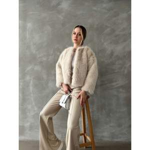 เสื้อโค้ทขนสัตว์เทียมสำหรับผู้หญิง Topshow ขายส่ง - Product Image 3