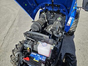 NUEVO Tractor de Ruedas SOLIS de 20 HP 4WD con Transmisión Automática, Bomba de Caja de Cambios y Rodamientos para Uso Agrícola, Larga Vida Útil - Product Image 4
