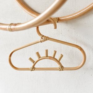 Porte-vêtements en rotin naturel fabriqué à la main au Vietnam, porte-vêtements en rotin, prix le plus bas, quantité en gros, OEM accepté - Product Image 5